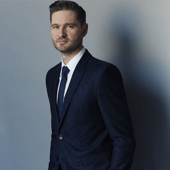 Entertainment agency - CHARLIE PICKERING